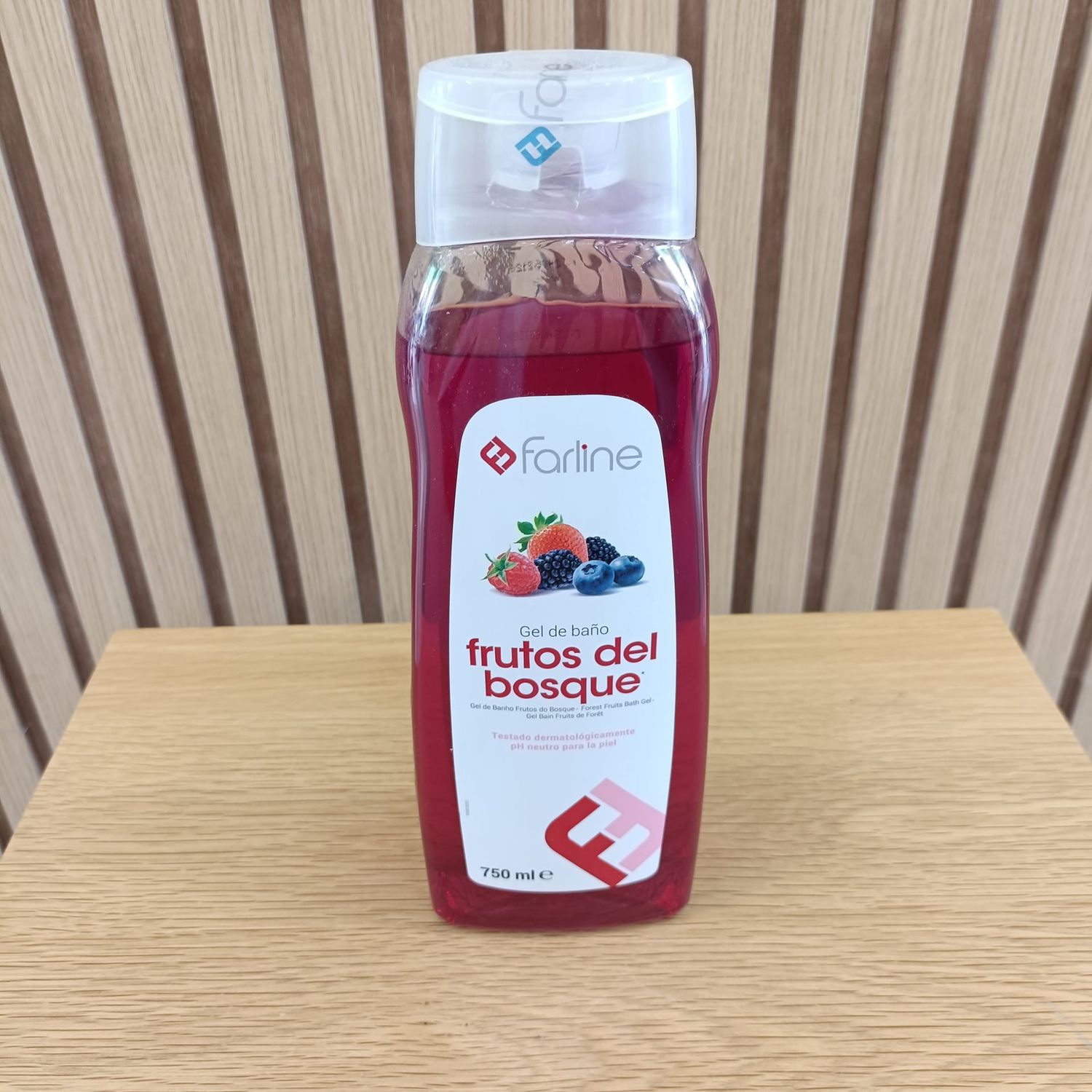 GEL DE BAÑO FARLINE FRUTOS DEL BOSQUE 750 ML