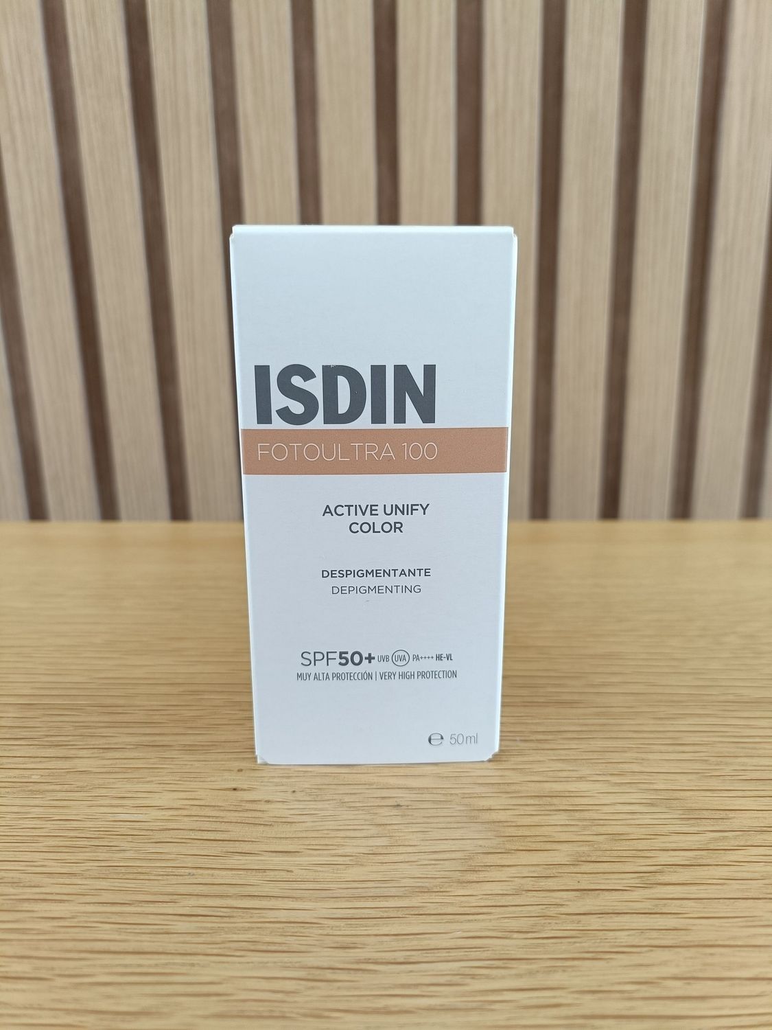 FOTOPROTECTOR ISDIN FOTOULTRA 100 DESPIGMENTANTE COLOR