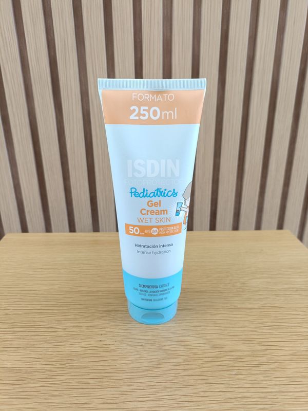 FOTOPROTECTOR ISDIN SPF 30 GEL GREMA