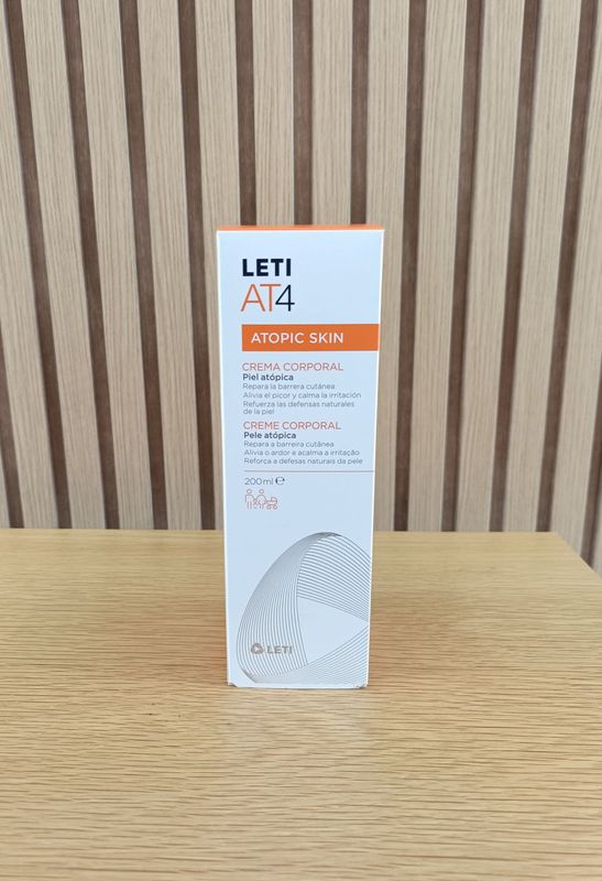 LETI AT4 CREMA CORPORAL 200 ML