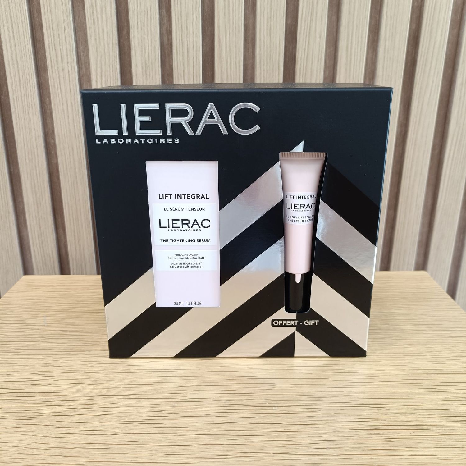 COFRE SÉRUM LIFT INTEGRAL  MÁS CONTORNO DE OJOS LIFT LIERAC
