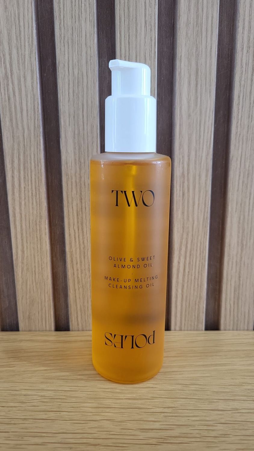 TWO POLES CLEANSING OIL 190 ML