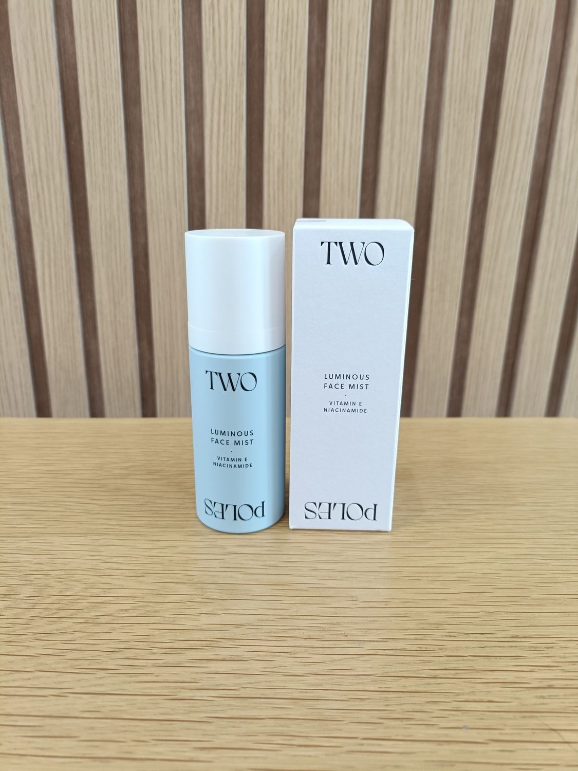 TWO POLES LUMINOUS FACE MIST 80 ML
