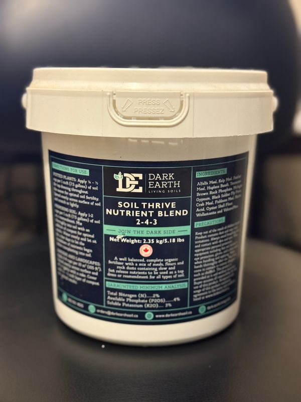 Dark Earth Soil Thrive Nutrient Blend 2-4-3 2KG