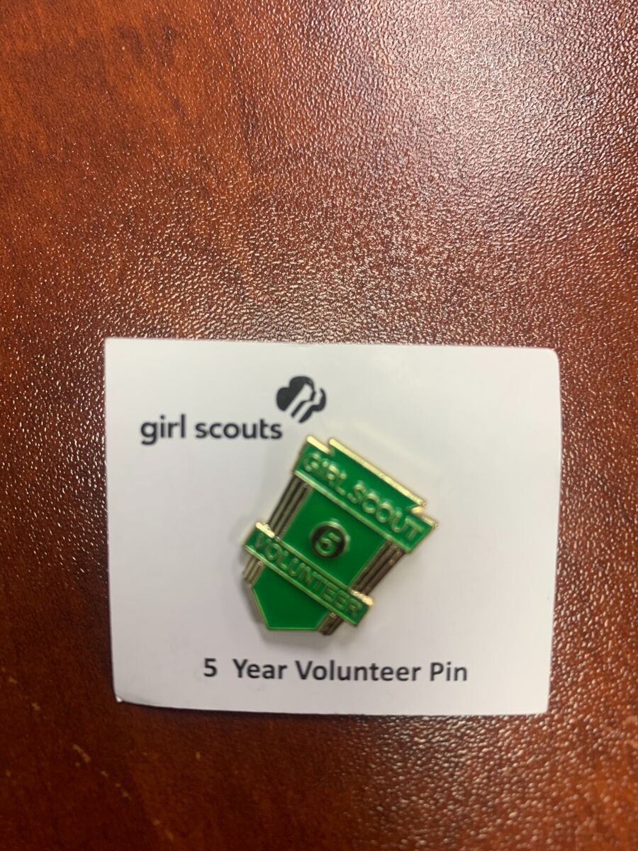Volunteer Service Award Pin, Years of Service: 5 YR