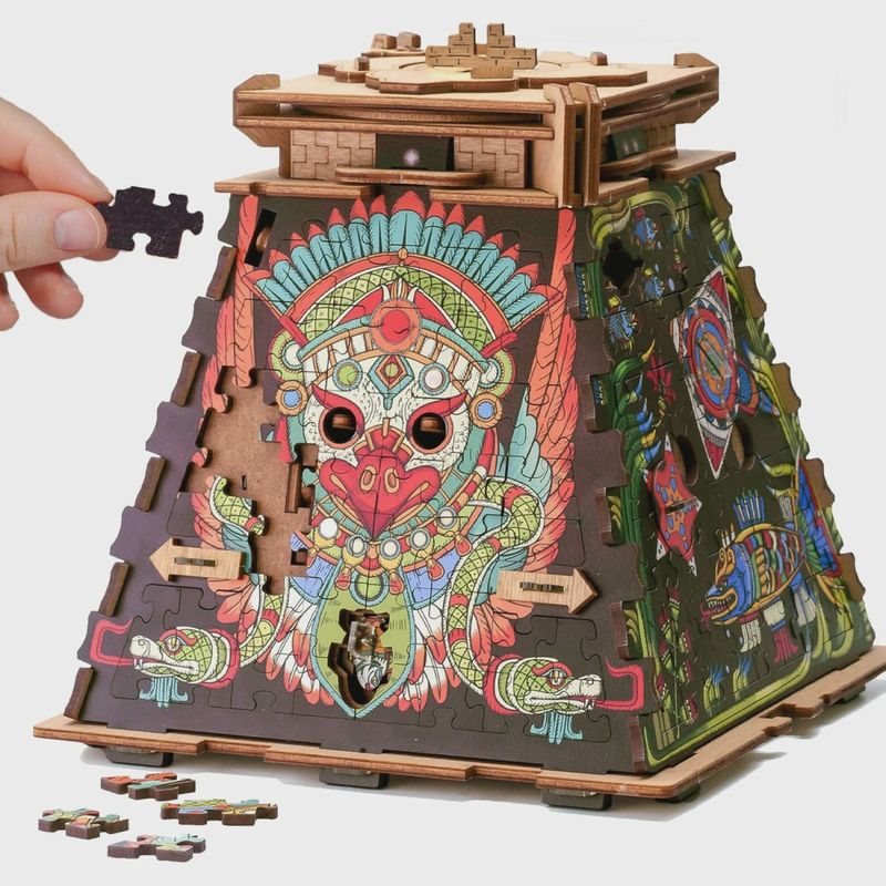 Cluebox - Pyramid of the Sun