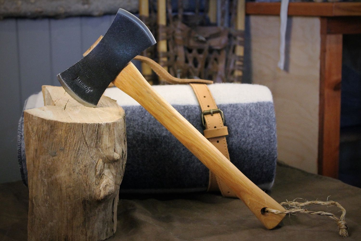 Nessmuk&#39;s Double Bit Hand Axe