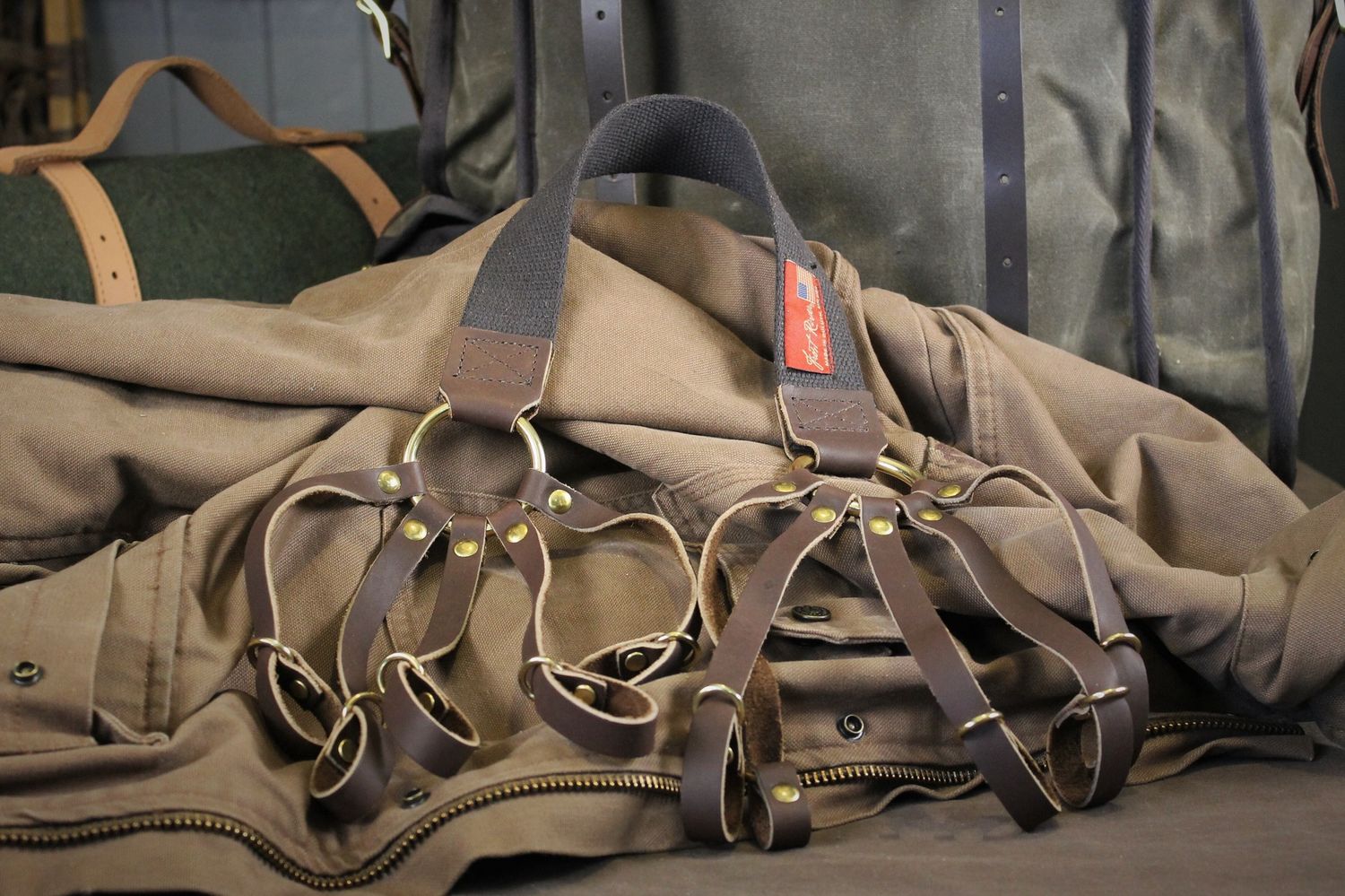 Frost River Double-Sided Game Hook