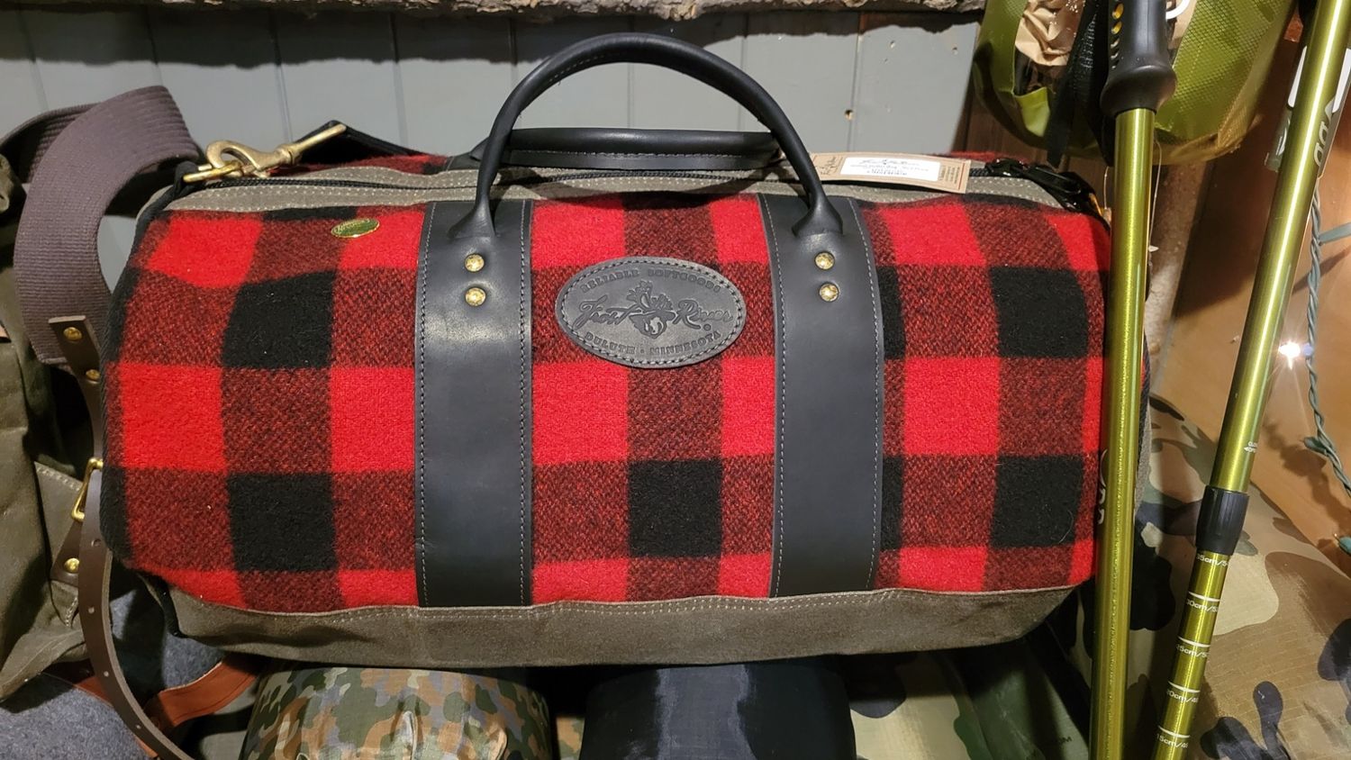 Frost River ImOut Duffel Bag Red Plaid
