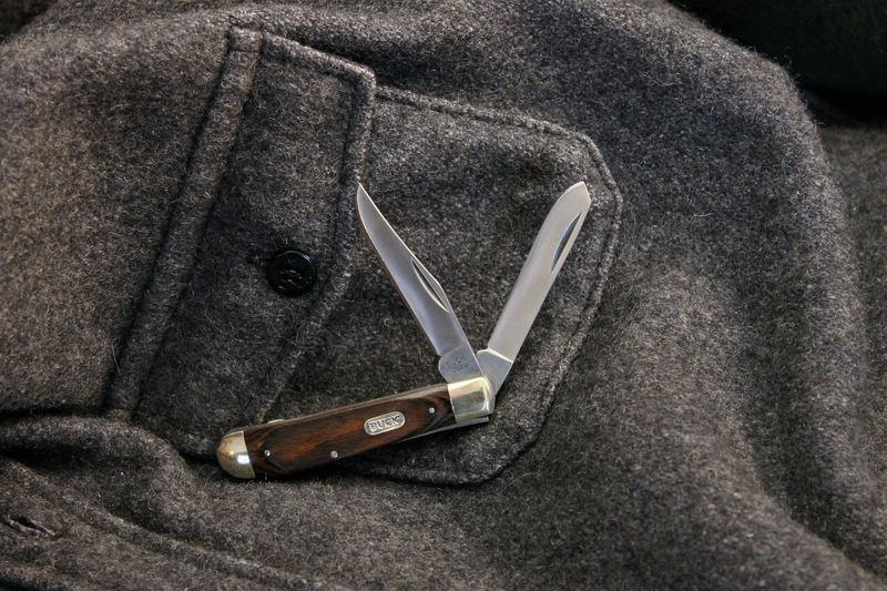 Buck Trapper Knife