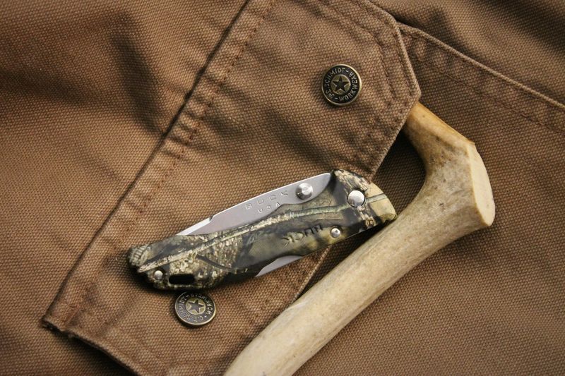 Buck Camo Bantam Lockback Knife