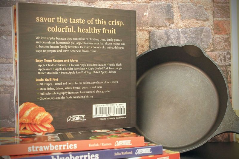 Apples - 50 Tried and True Recipes by Julia Rutland