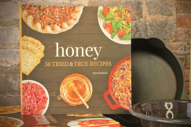 Honey - 50 Tried and True Recipes by Julia Rutland