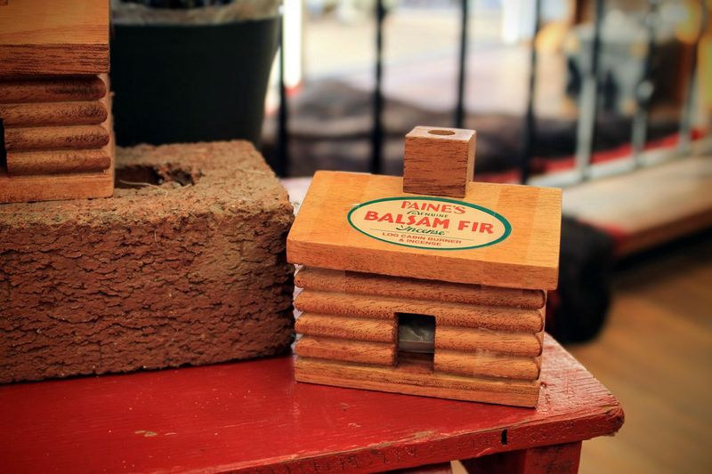 Paine's Genuine Log Cabin Incense Burner with Balsam Fir Incense