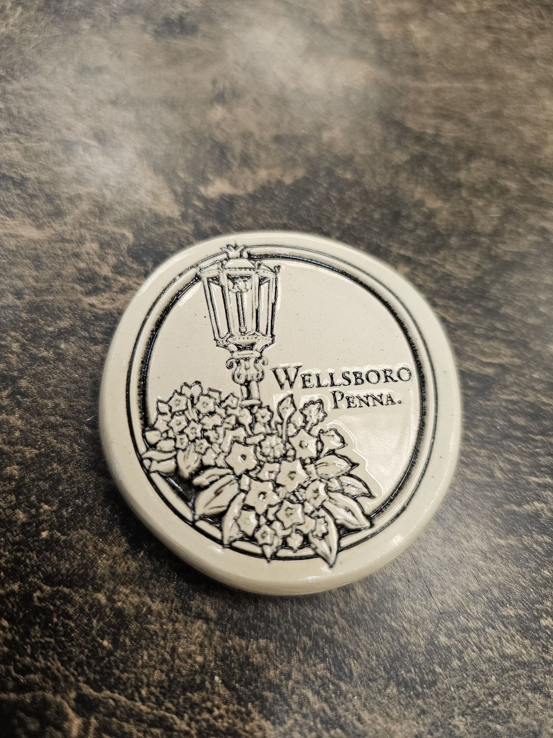 Wellsboro Gaslamp Pottery Magnet