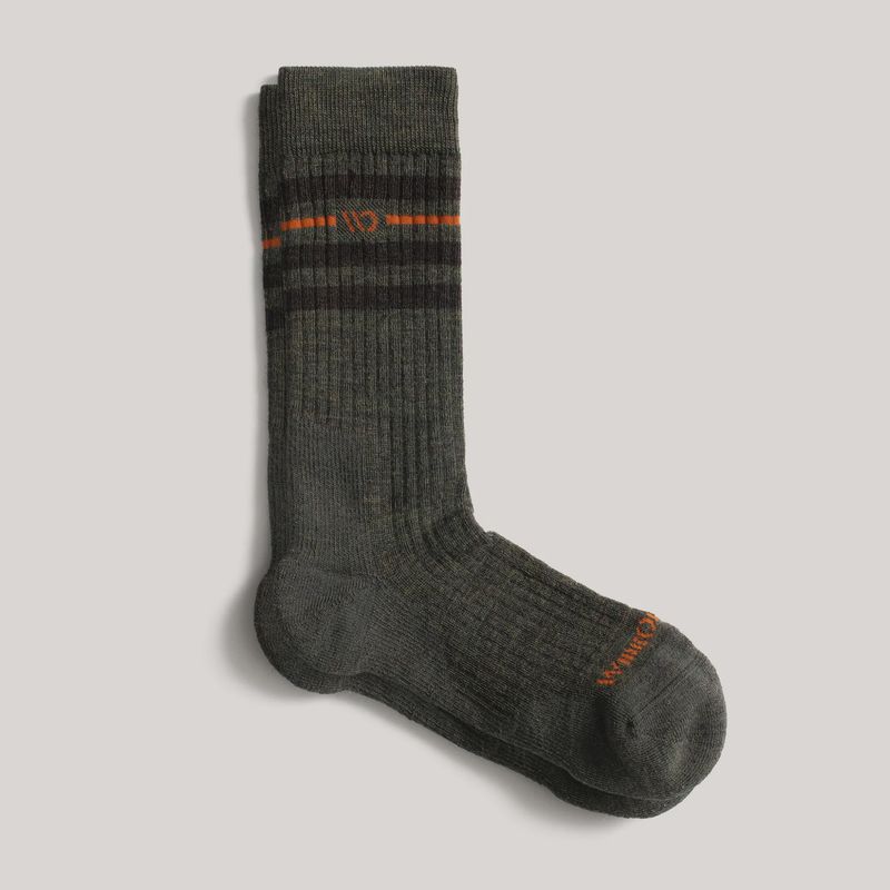 Darn Tough Wide Open Socks 9002 - Forest Stripe