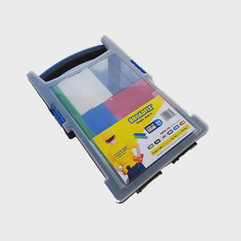 Broadfix Assorted Flat Packers Grab box of 240