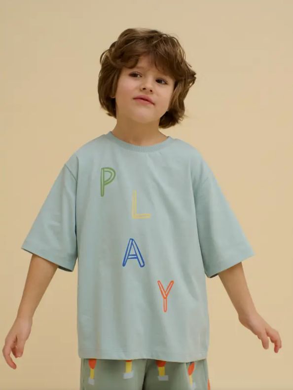 Play tee