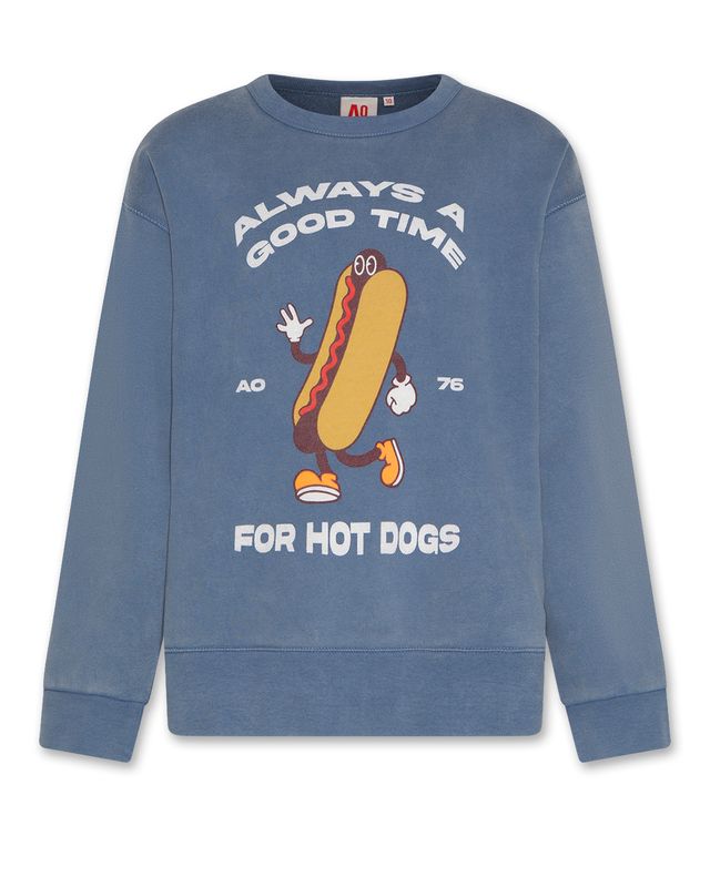 Oscar sweater