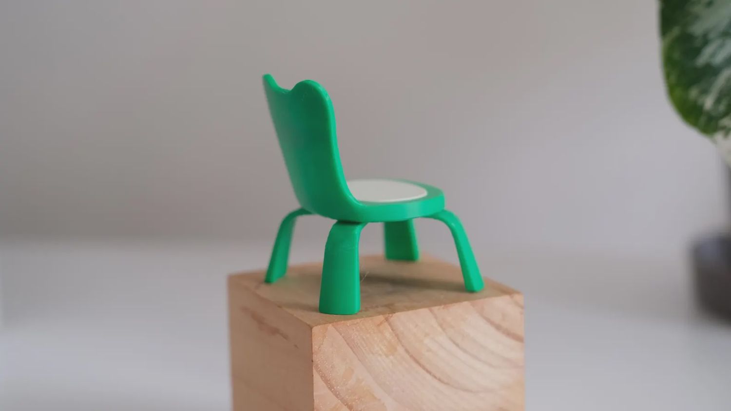 Froggy Chair