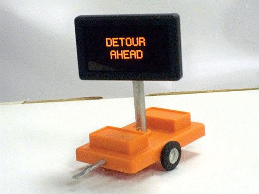 85-004-01 Mobile Highway Sign w/3v DC Transformer Detour Ahead HO