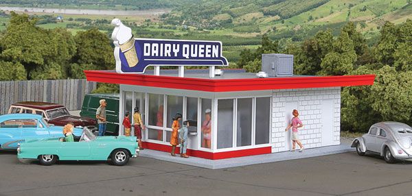 3484 Vintage Dairy Queen - Kit, HO