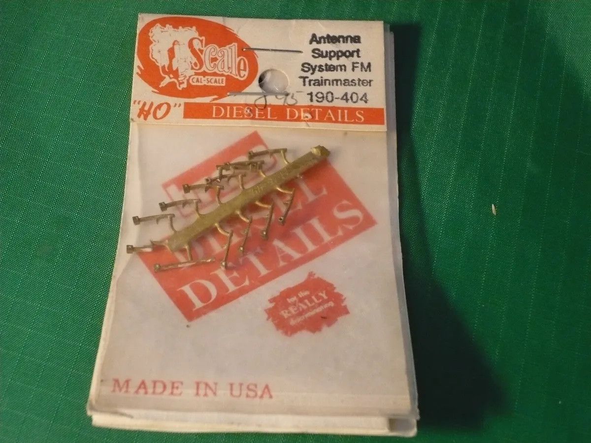 404 Antenna Support System FM Trainmaster