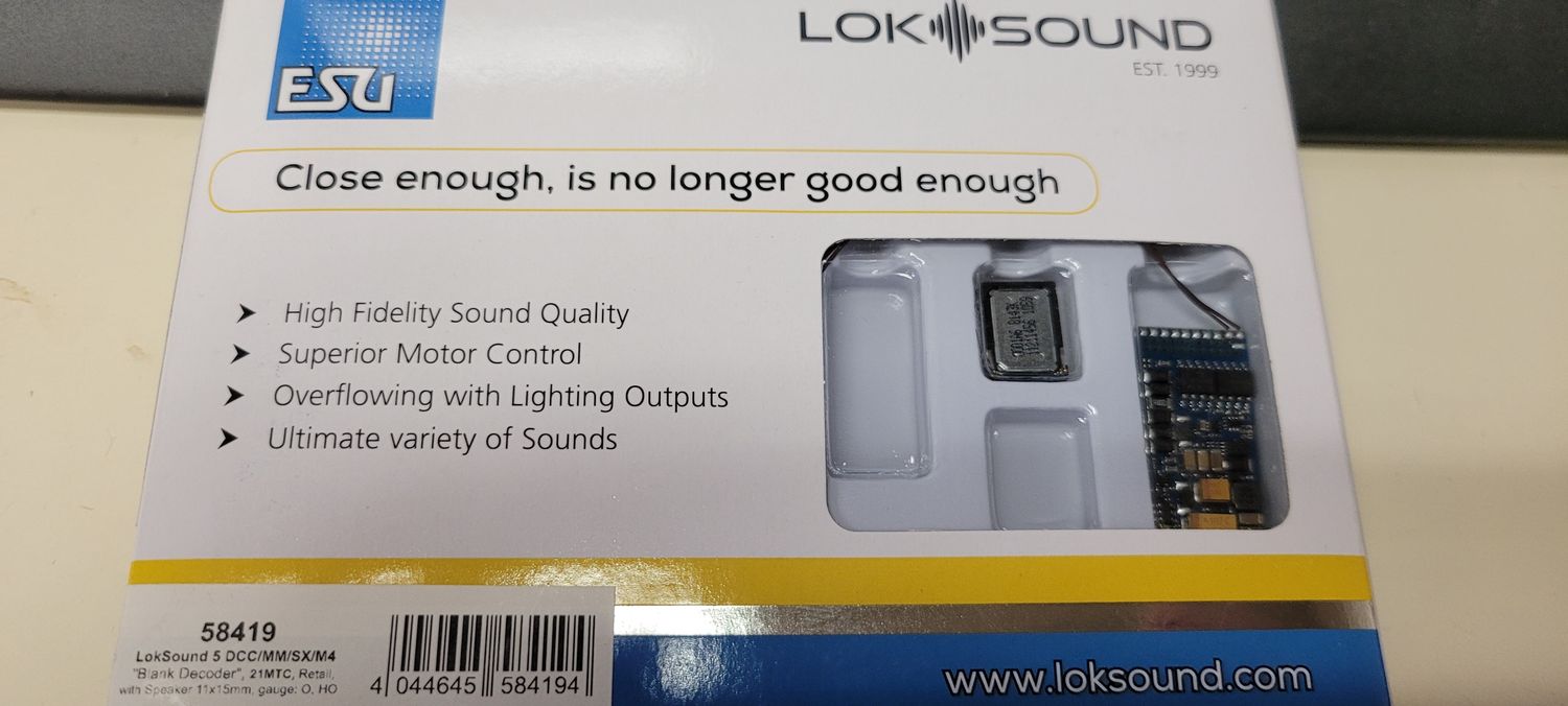 58419	LokSound 5 DCC/MM/SX/M4 "blank decoder", 21MTC NEM6660, with speaker 11x15mm, gauge: 0, H0