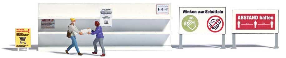 7910 COVID-19 Toilet Paper Fight Miniature Scene  2 Figures, Empty Shelf (German Signs) HO