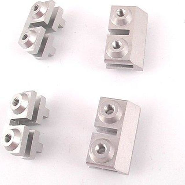 RVO2408 Silver Aluminum Servo Mount