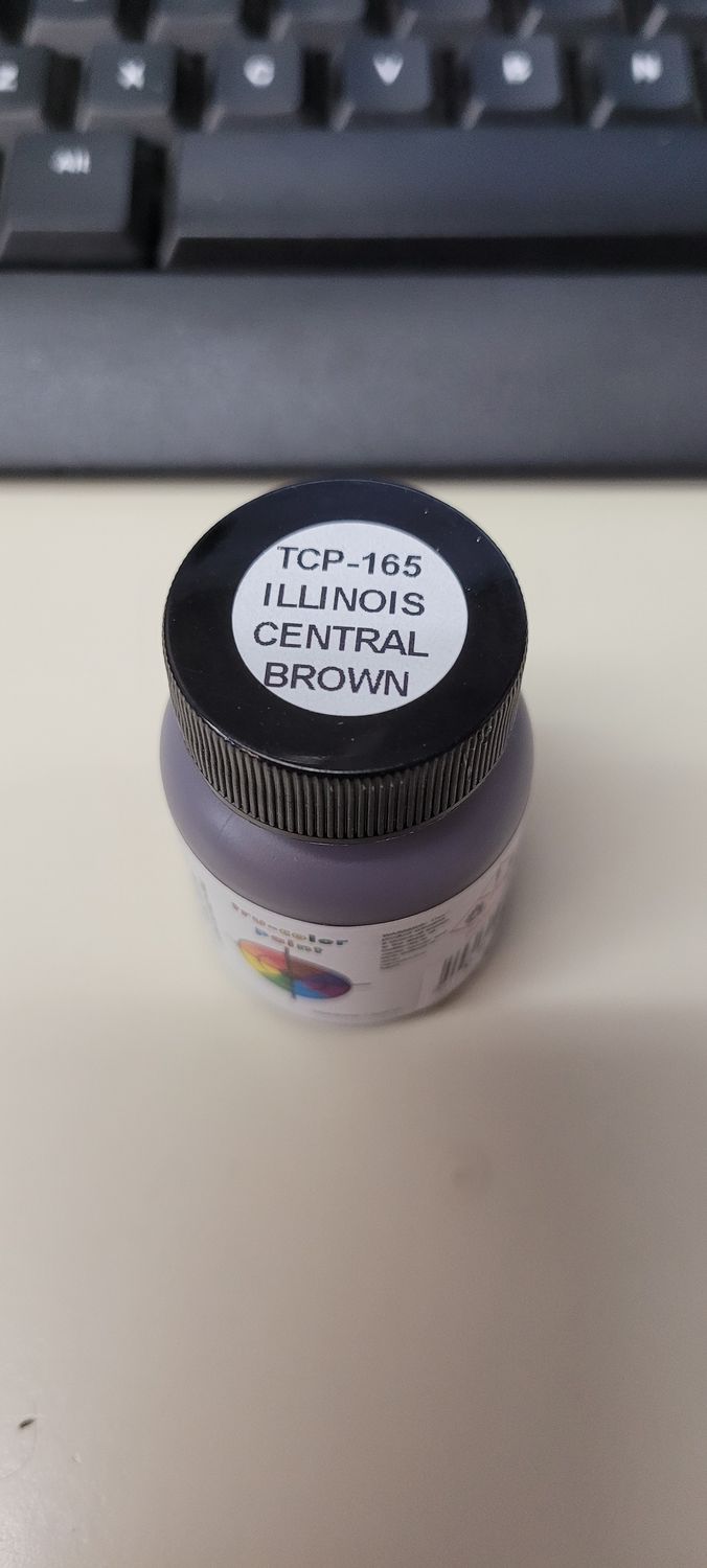 165 Railroad Color Acrylic Paint 1oz 29.6ml -- Illinois Central Brown
