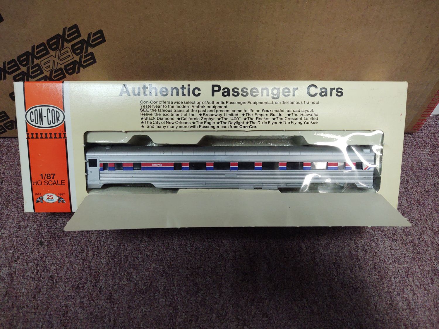 0001-00710E HO 85' Corrugated Coach Amtrak Kit