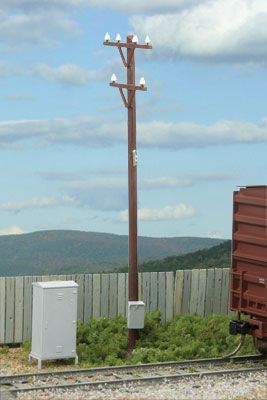 4154   Relay Cabinets and Phone Boxes Set of 7; three Cabinets &amp; four Phone Boxes