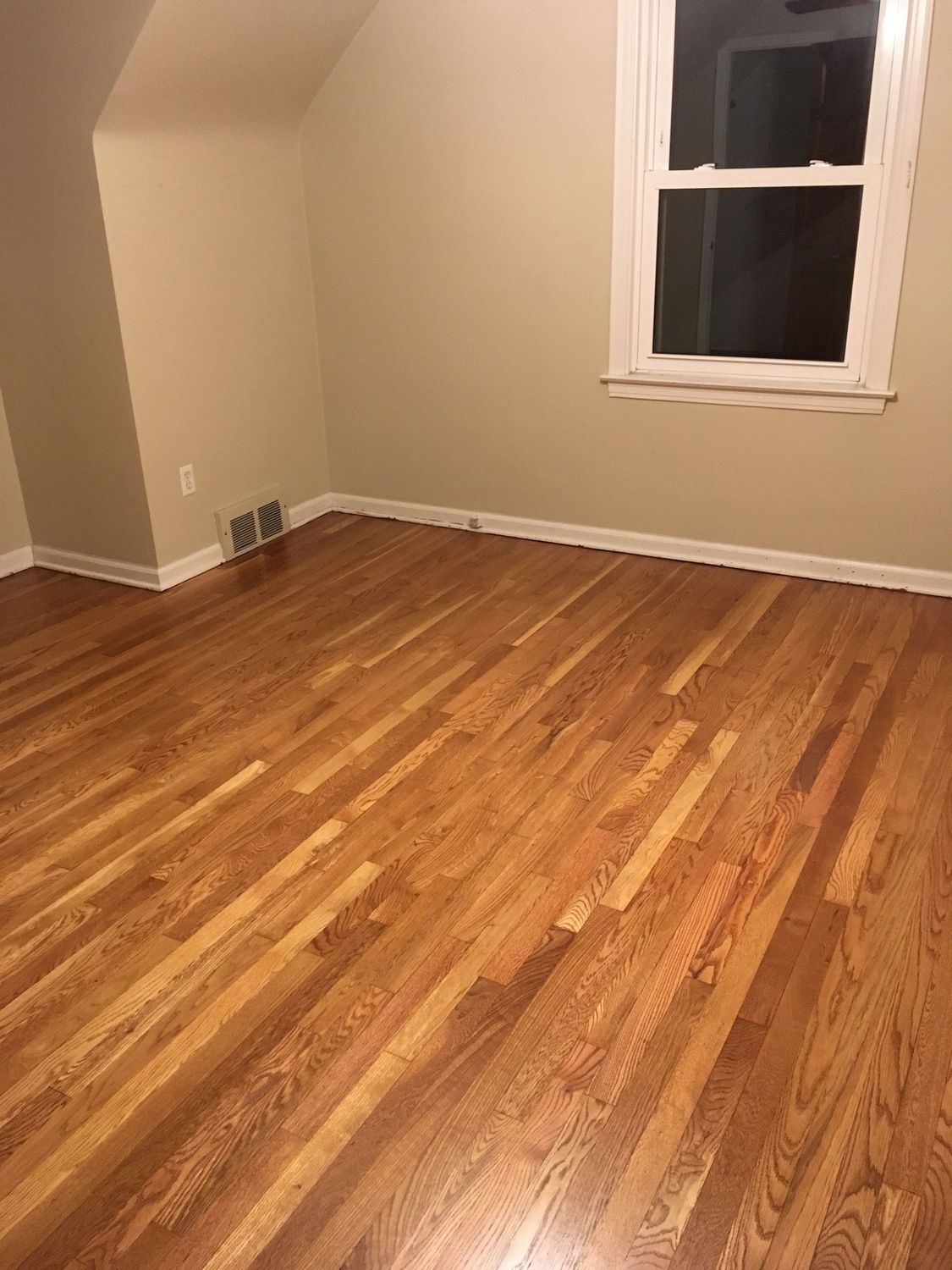LBL HardWood White Oak, Details: 2"-1/4 (819SqftPP) (19.5SqftPB) (42BPP), Details More: #2