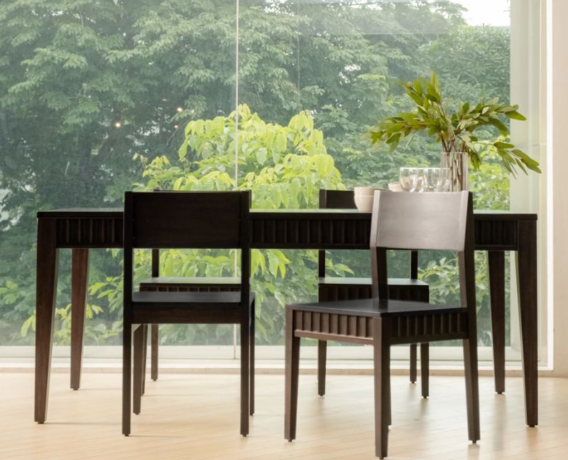 (Mira 72"x30" Scalloped Dining Table Black)(FT-STB08-01-01-02)