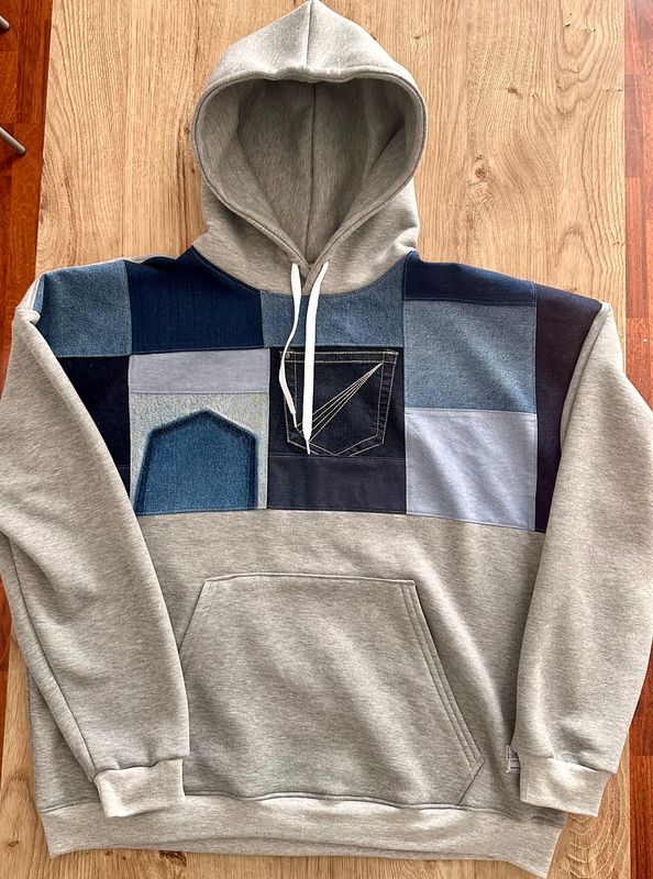 HOODIE 140
