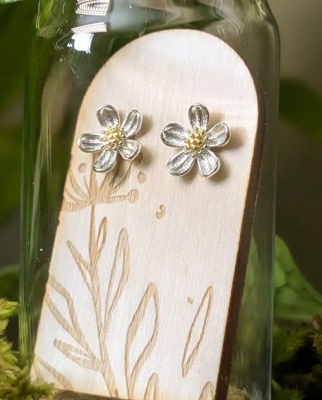 Flower Sterling Silver with Gold Centre Studs