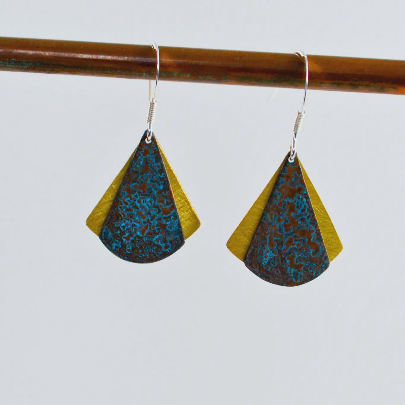 Art Deco Curved Drop Earring