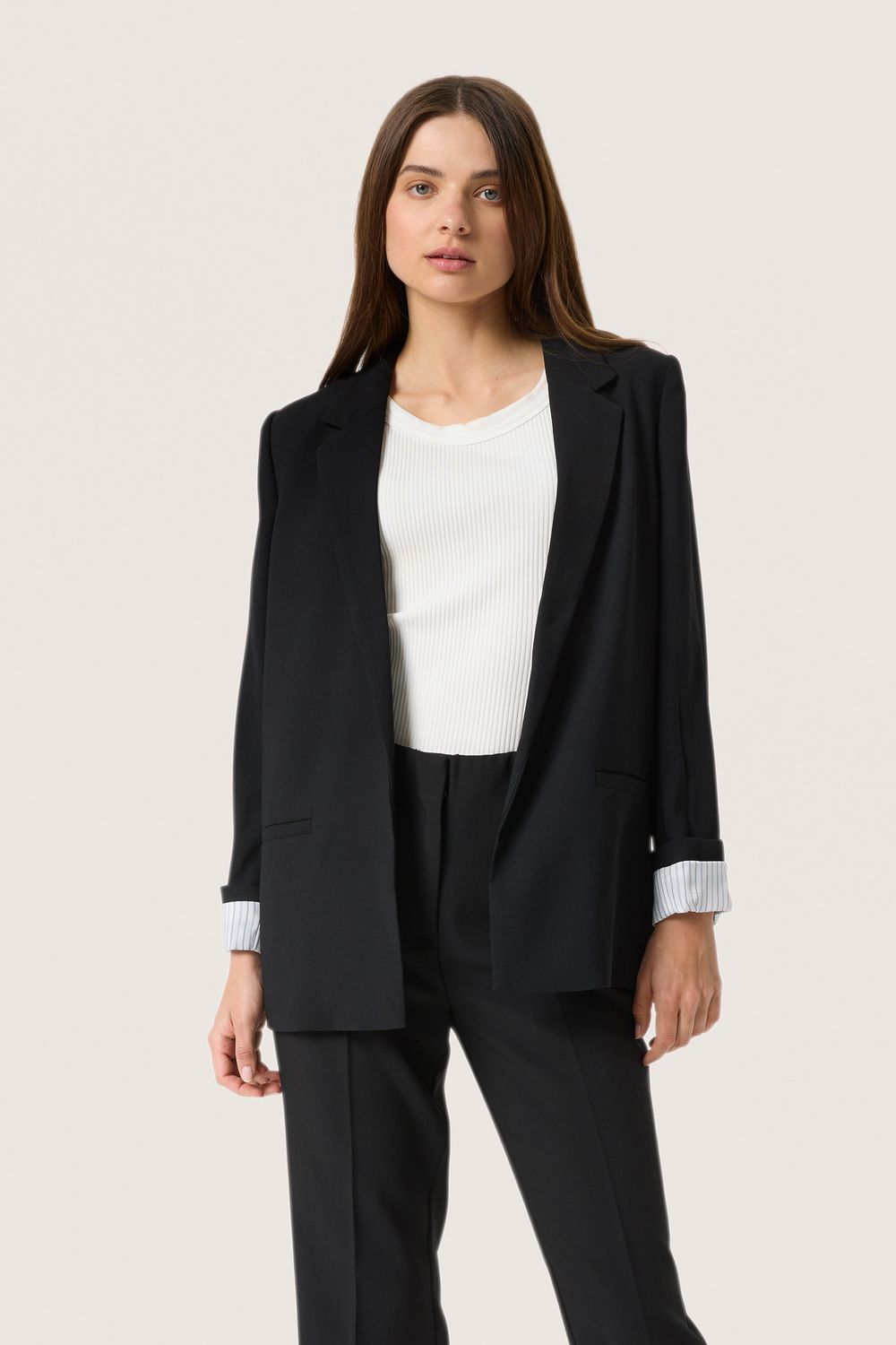 Shirley Fold-up Blazer - Black
