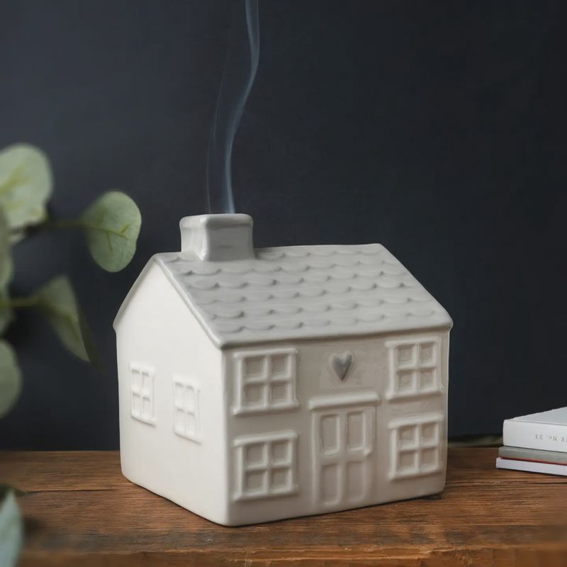 Cosy Cottage Incense Burner