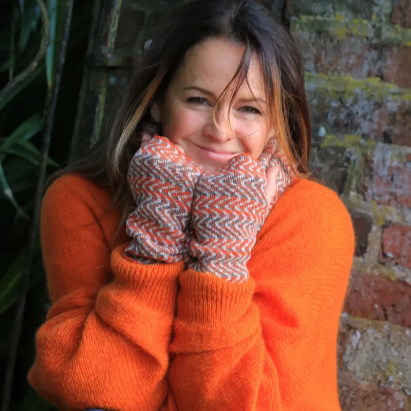 Cashmere Blend Ripple Wrist Warmers - Burnt Orange