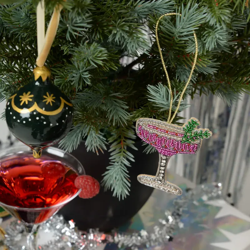 Berry Fizz Cocktail Decoration