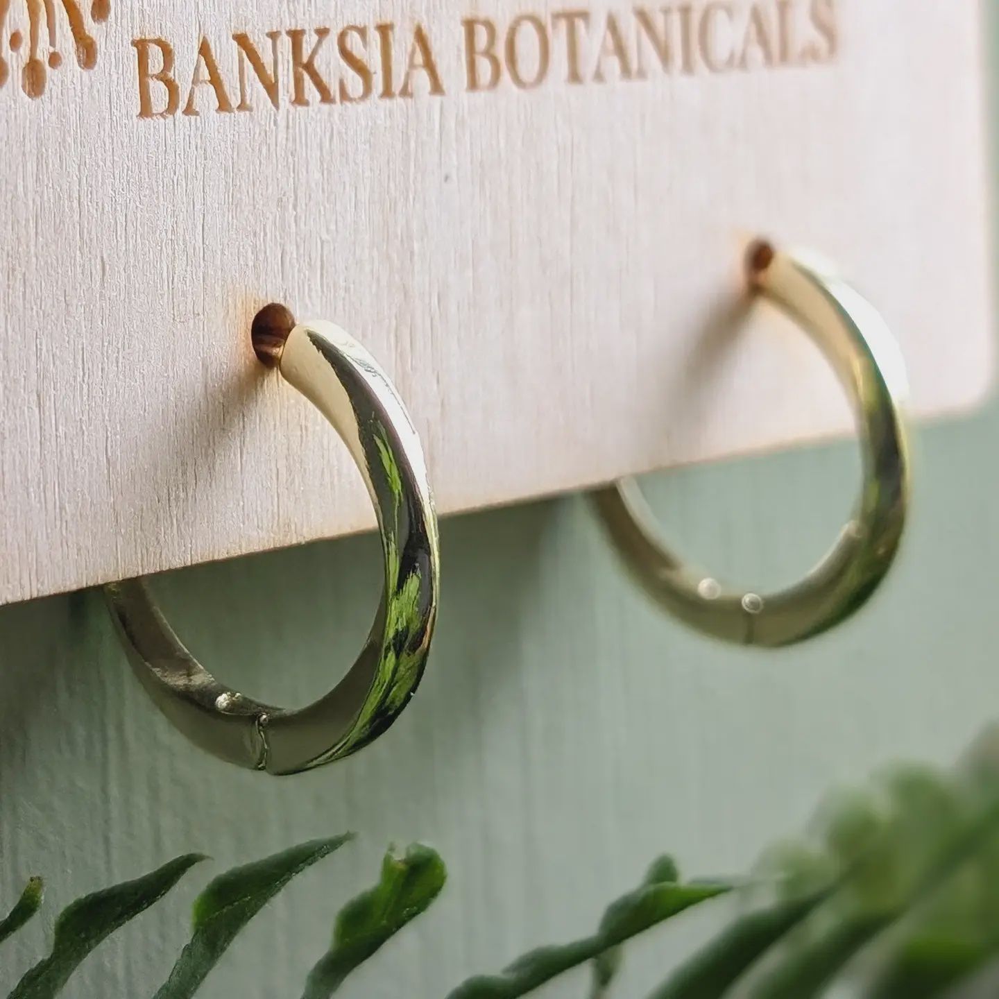 Twisted Hoop Earrings - Gold