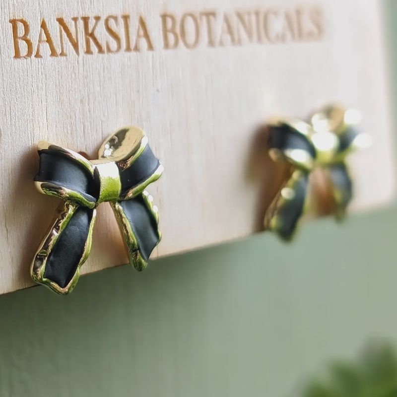 Ribbon Stud Earrings - Gold Matte Black