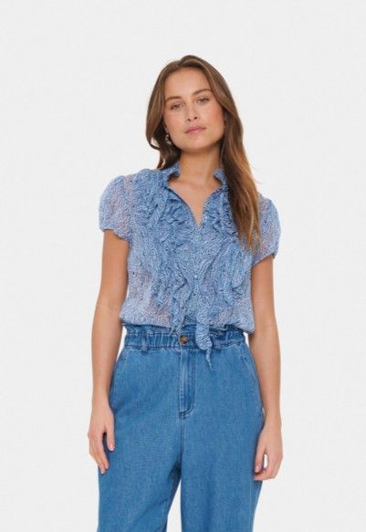 Lilja Crinkle SS Shirt - Chambray Running Dot