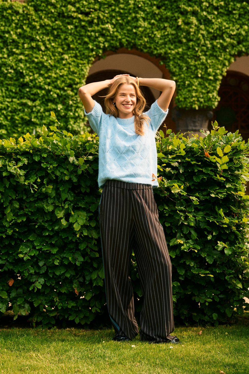 Pavaani SS Pullover - Skyway