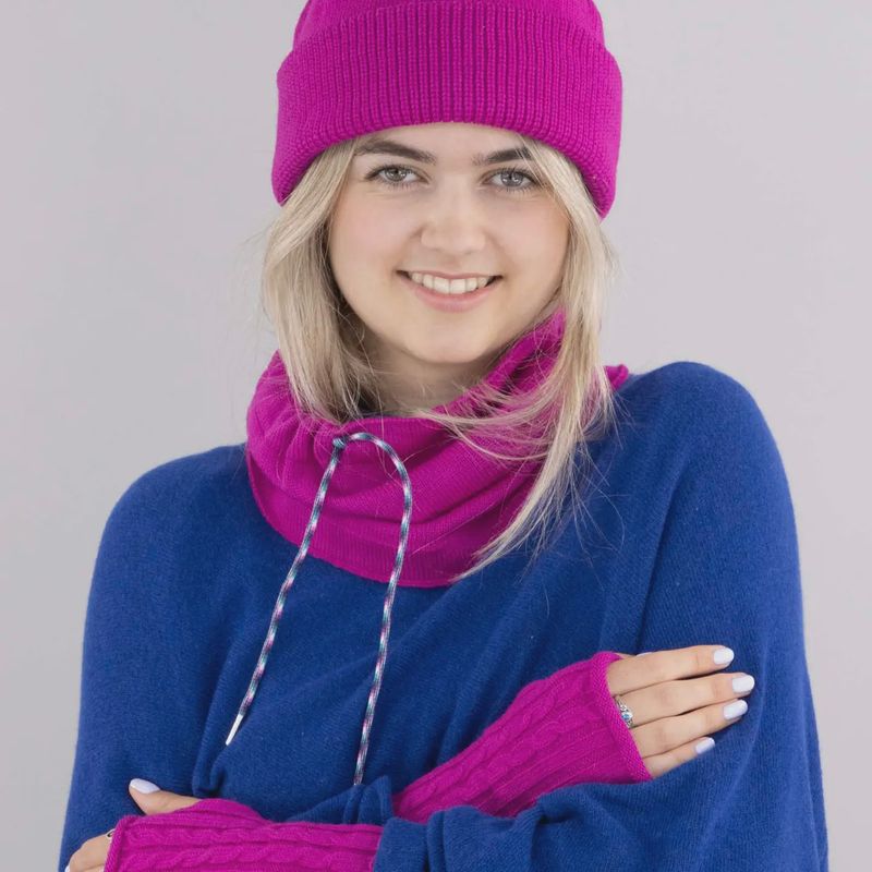 Merino Fisherman's Rib Hat - Fuchsia