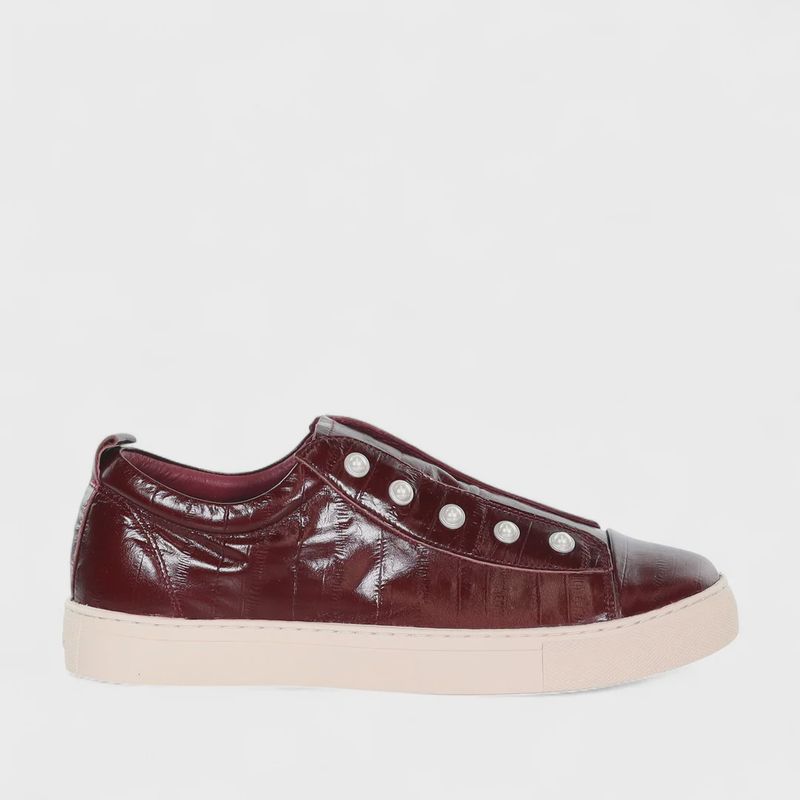 Pearla - Choc Cherry Almond Sole