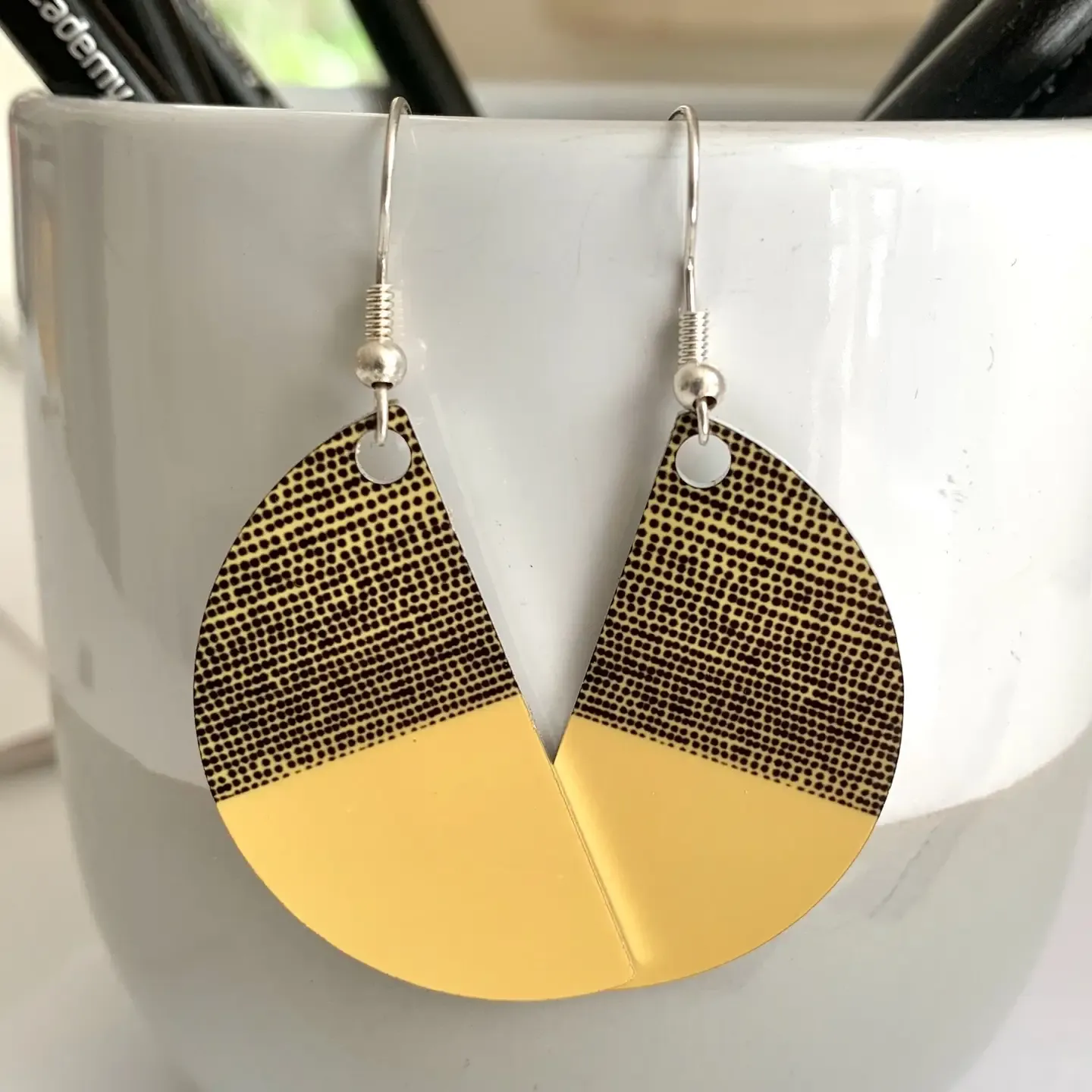 Arc Drop Earrings - Balance Mustard