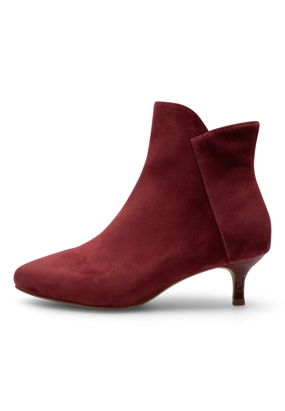 Saga Ankle Boot - Cranberry